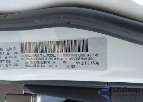 2016 Jeep Cherokee Latitude z USA, uszkodzony, nr VIN 1C4PJMCB4GW198704